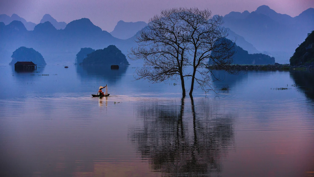 The forest workers are unfamiliar with fishing for a living, because their forest has been turned into a lake of a tourist area.
